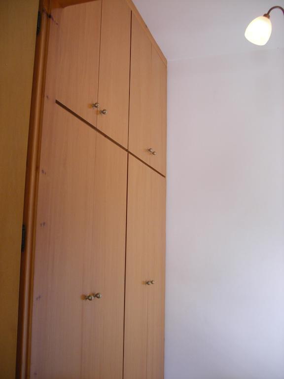 Stella 'S Sea Front Apartments Geni  Room photo